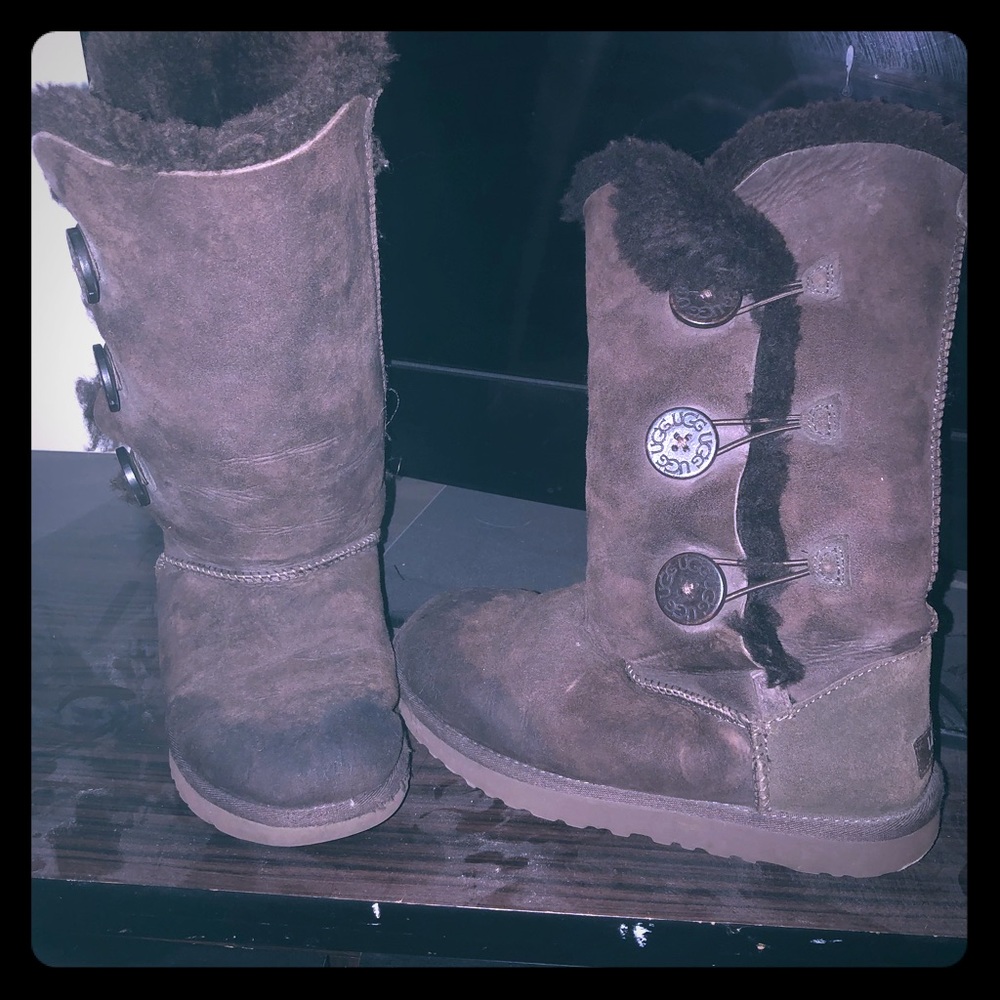 UGG size 7